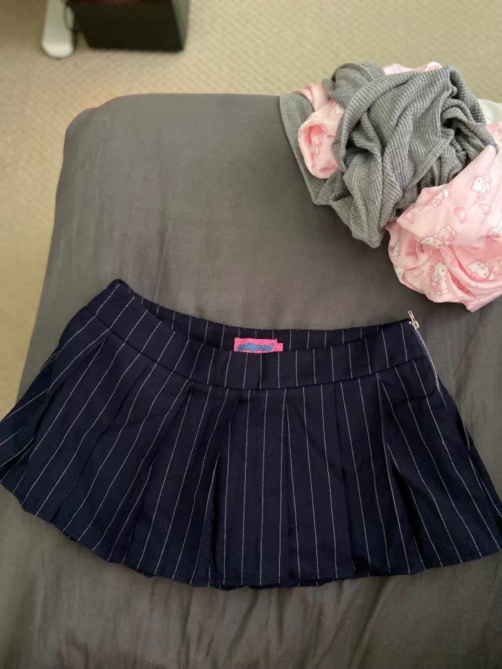 Edikted navy mini skirt SMALL